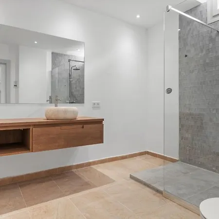 Adelfa - Beachside Modern In * Marbella