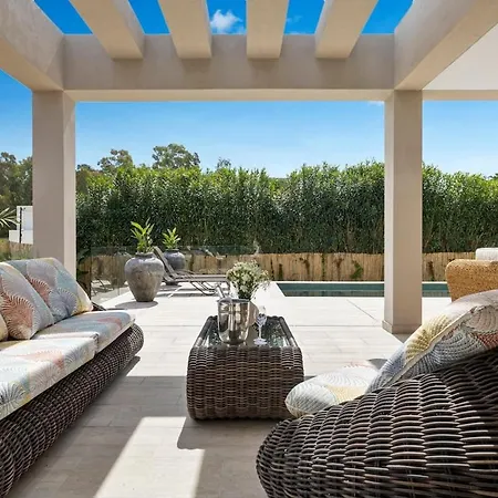 Adelfa - Beachside Modern In Villa Marbella