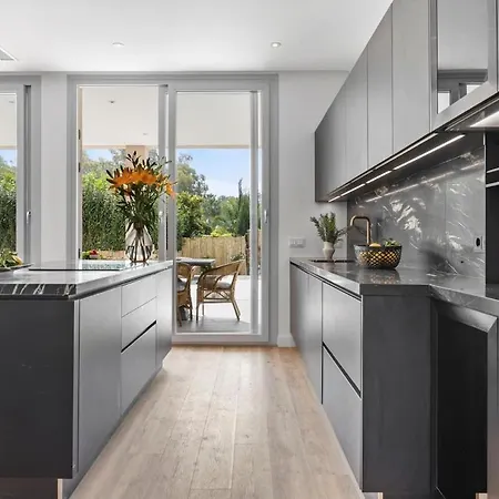 Adelfa - Beachside Modern In * Marbella