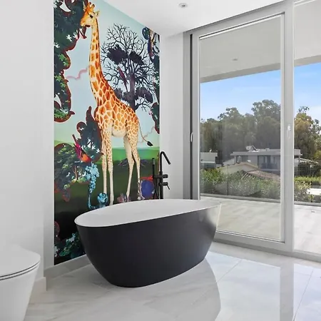 Adelfa - Beachside Modern In * Marbella