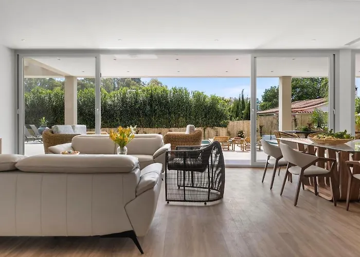 Adelfa - Beachside Modern In * Marbella