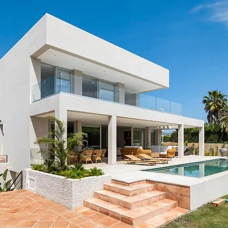 Adelfa - Beachside Modern In * Marbella